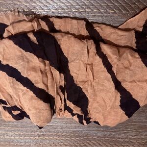 Banana Republic Tan and Black Women's Scarf